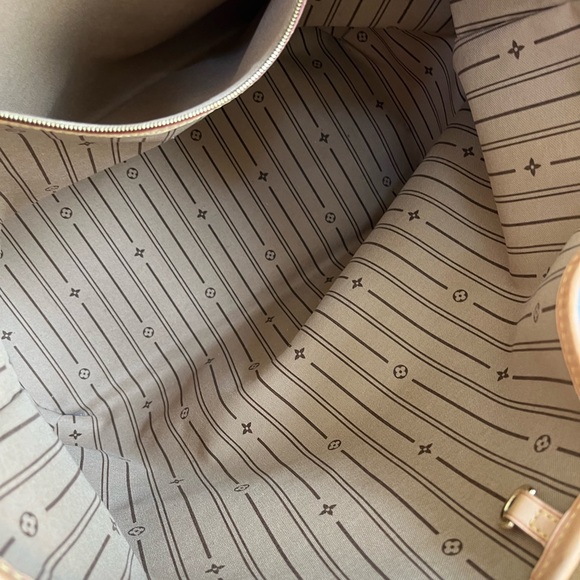 Louis Vuitton Delightful MM - Picture 7 of 16